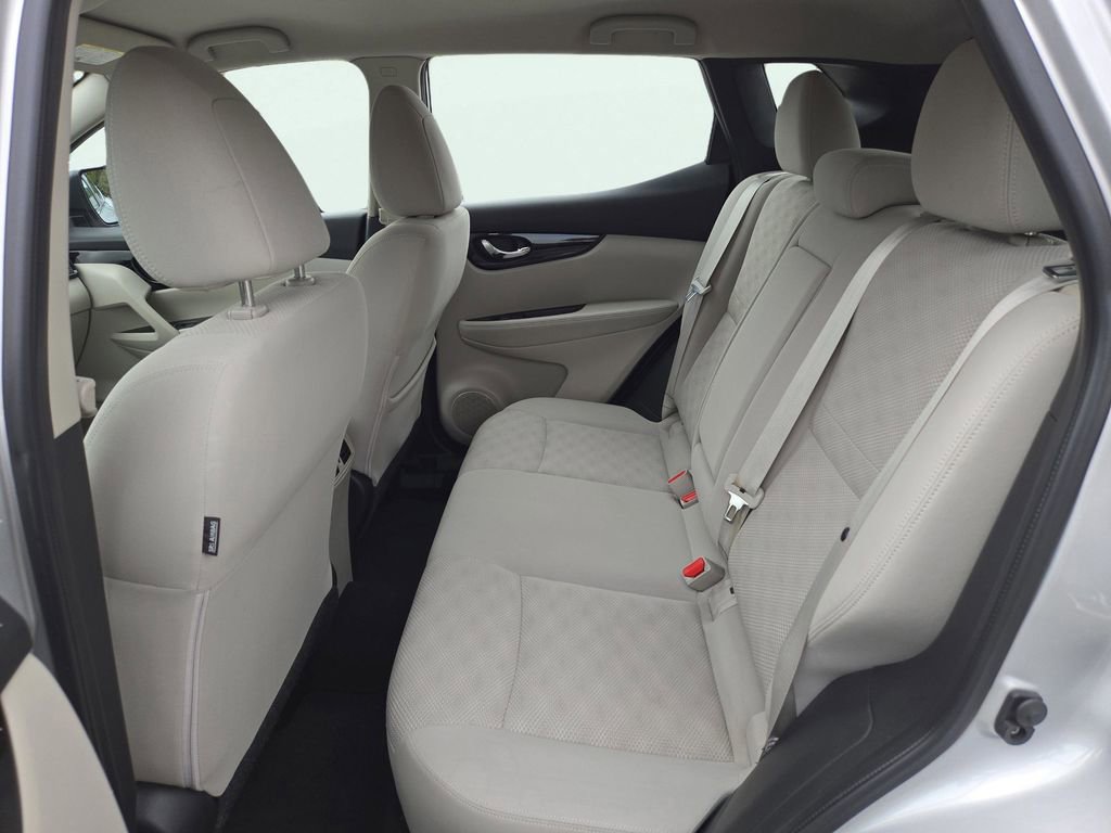 Used 2019 Nissan Rogue Sport SV w/ Technology Package image 19