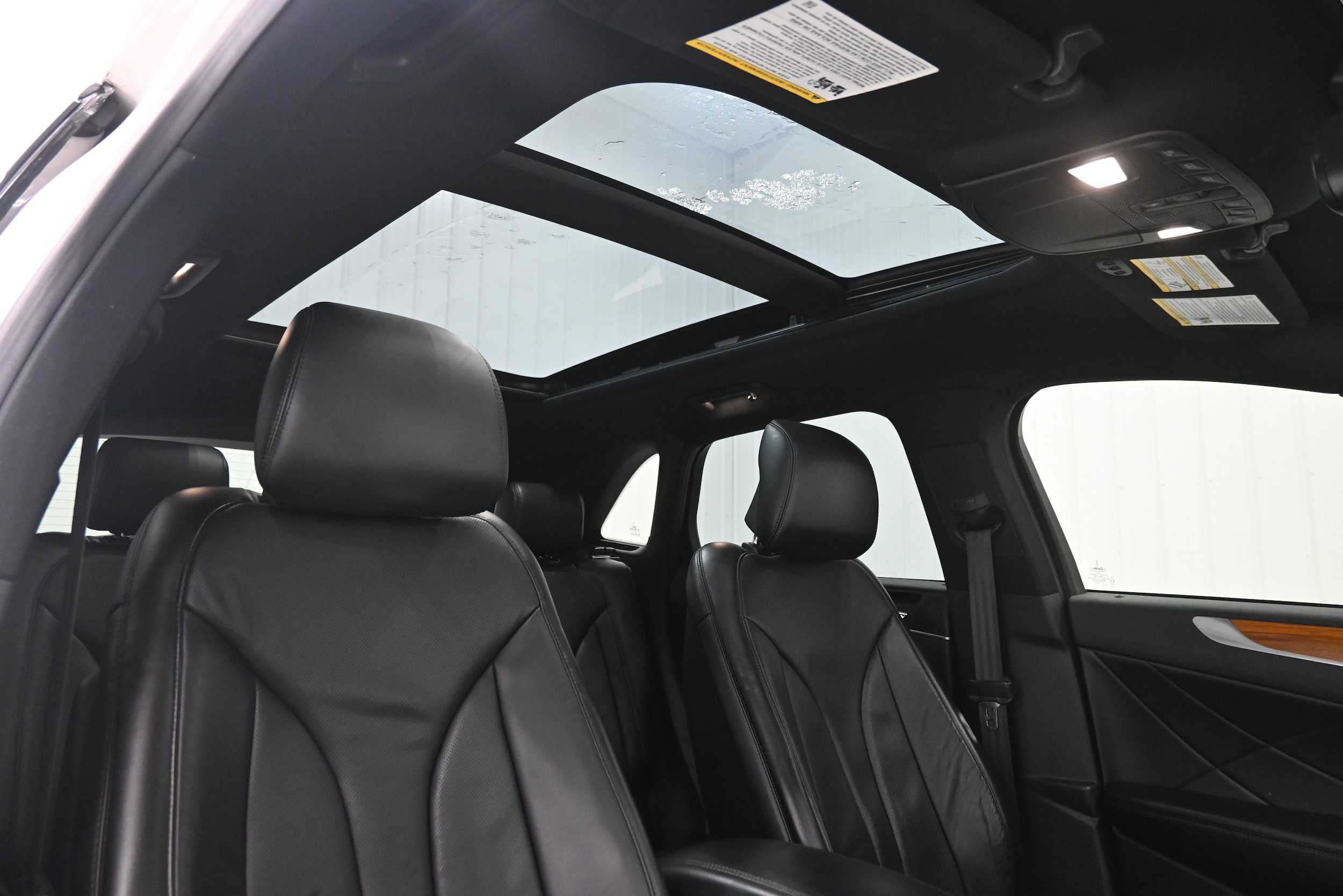 Used 2019 Lincoln MKC Reserve AWD/4WD image 27