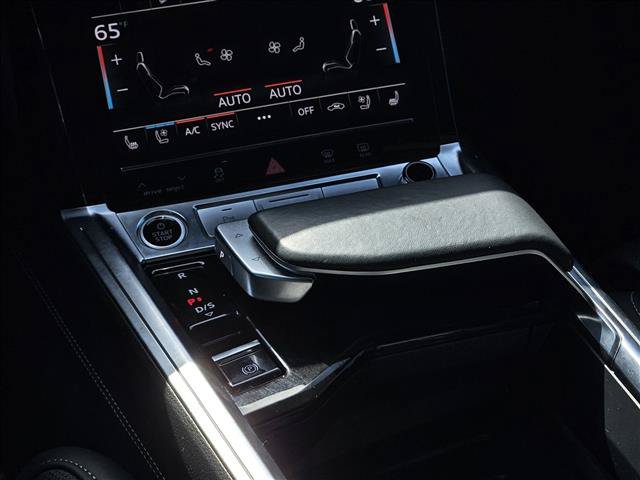 Used 2024 Audi Q8 e-tron Prestige AWD/4WD image 22