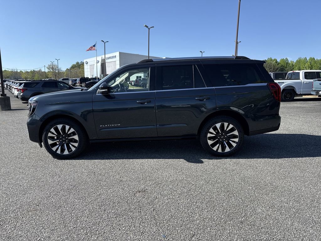 Used 2025 Ford Expedition Platinum w/ Driver's Package image 4