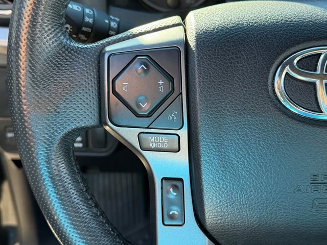 Used 2022 Toyota Tacoma TRD Sport w/ Technology Package image 13