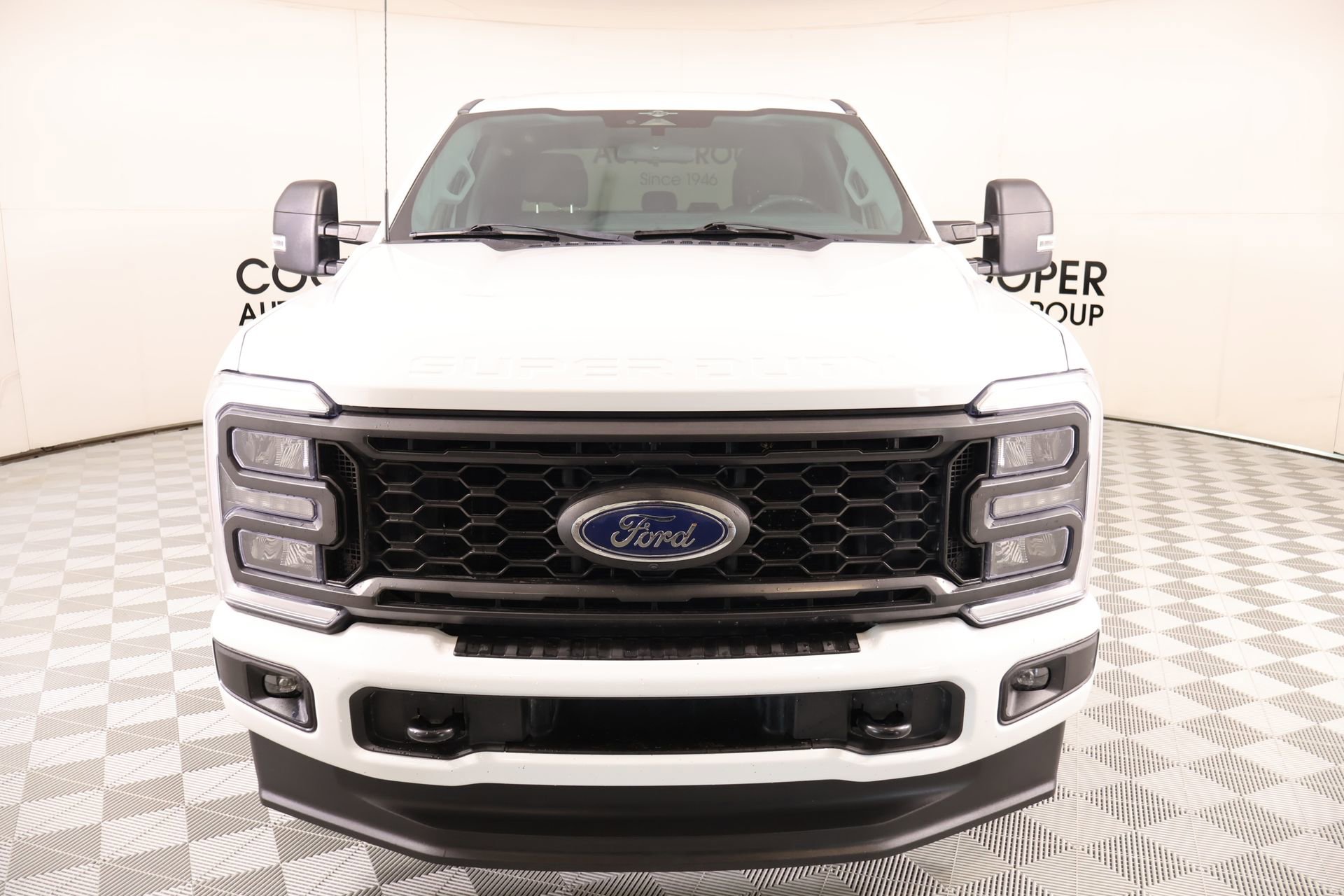 Used 2023 Ford F250 XL w/ STX Appearance Package AWD/4WD image 8