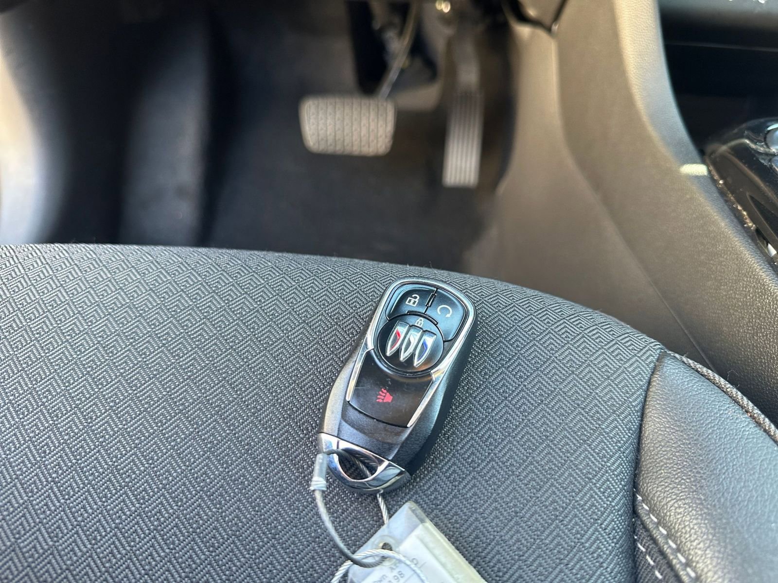 Used 2025 Buick Encore GX Preferred image 21