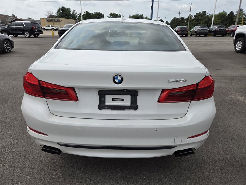 Used 2019 BMW 540i RWD image 4