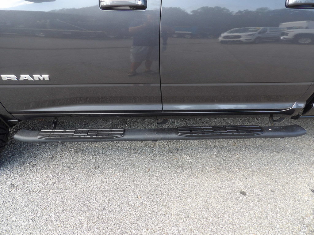 Used 2022 RAM 3500 Big Horn AWD/4WD image 46