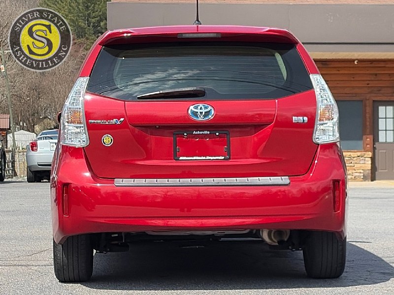 Used 2013 Toyota Prius V Two FWD image 5