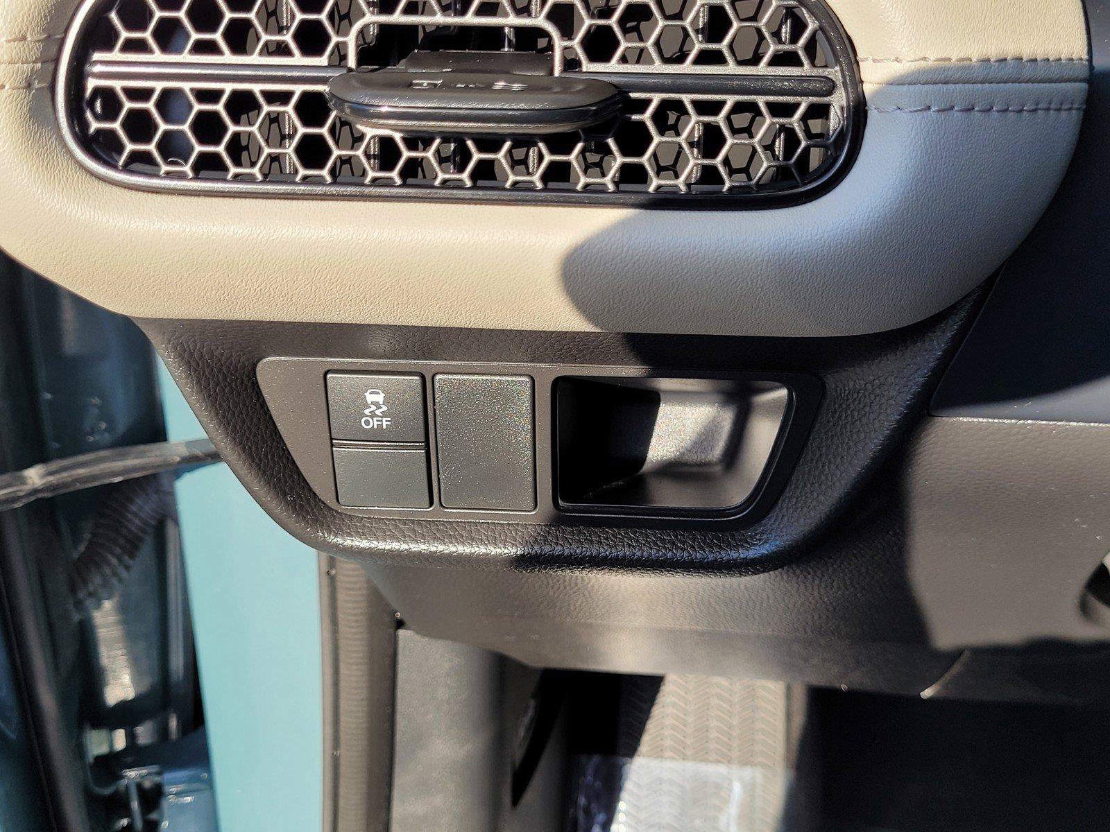 Used 2024 Honda HR-V LX image 31