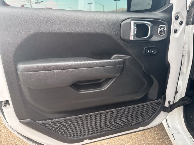 Used 2025 Jeep Gladiator Sport AWD/4WD image 10