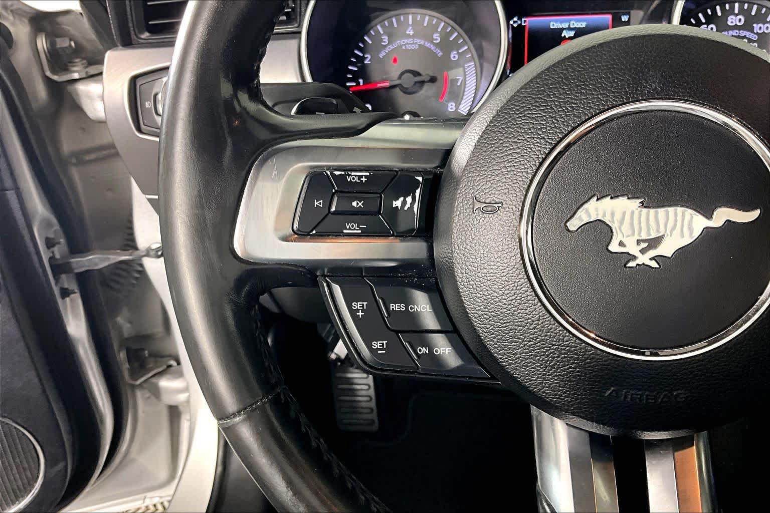 Used 2019 Ford Mustang Premium RWD image 22