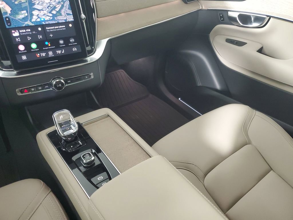 Certified 2026 Volvo XC90 B6 Plus w/ Protection Package Premier image 20