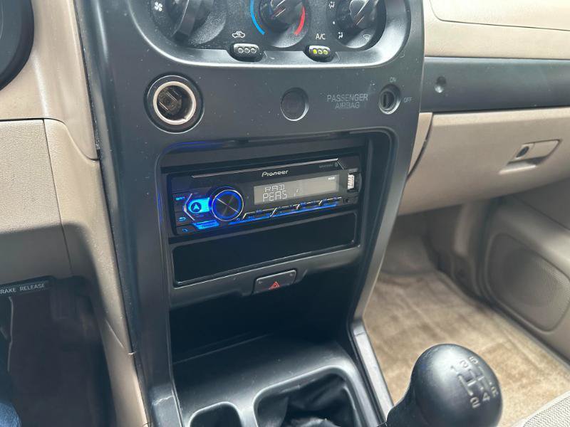 Used 2003 Nissan Frontier XE RWD image 26