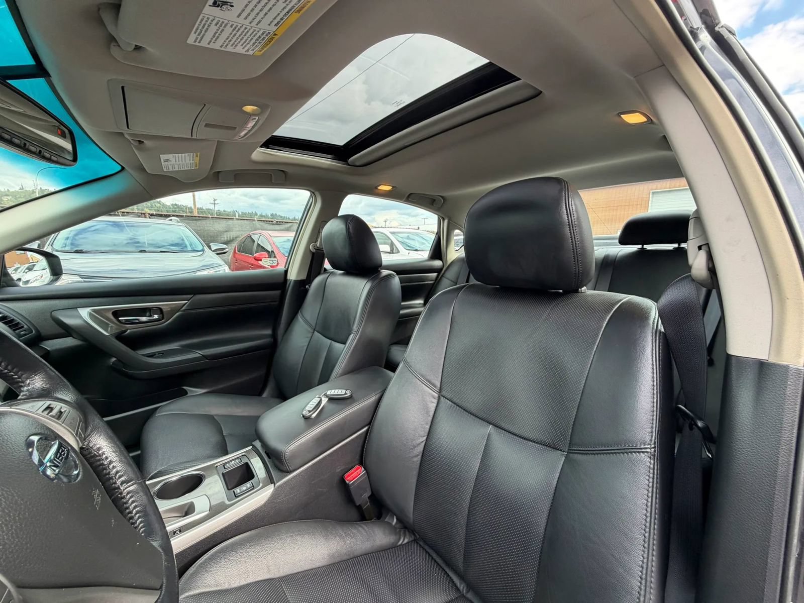 Used 2013 Nissan Altima 2.5 SL FWD image 24