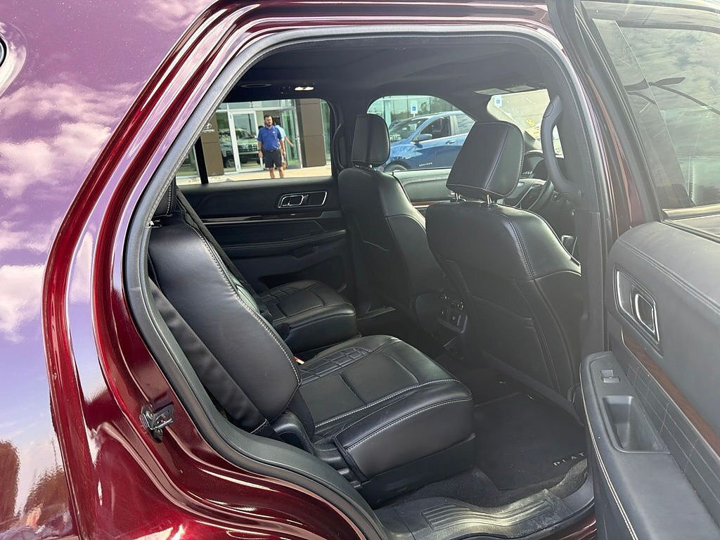 Used 2018 Ford Explorer Platinum AWD/4WD image 20