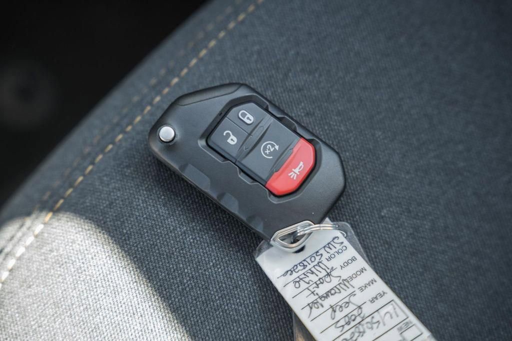 New 2025 Jeep Wrangler Sahara w/ Safety Group image 39