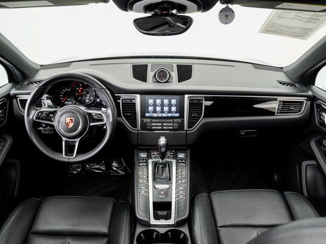 Used 2017 Porsche Macan image 23