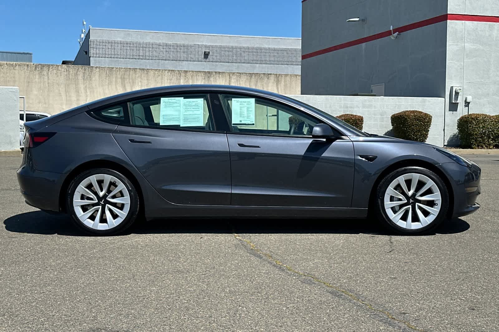 Used 2023 Tesla Model 3 Standard Range image 6