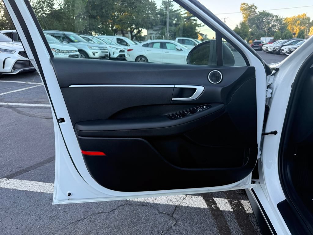 Used 2022 Hyundai Sonata SE FWD image 20