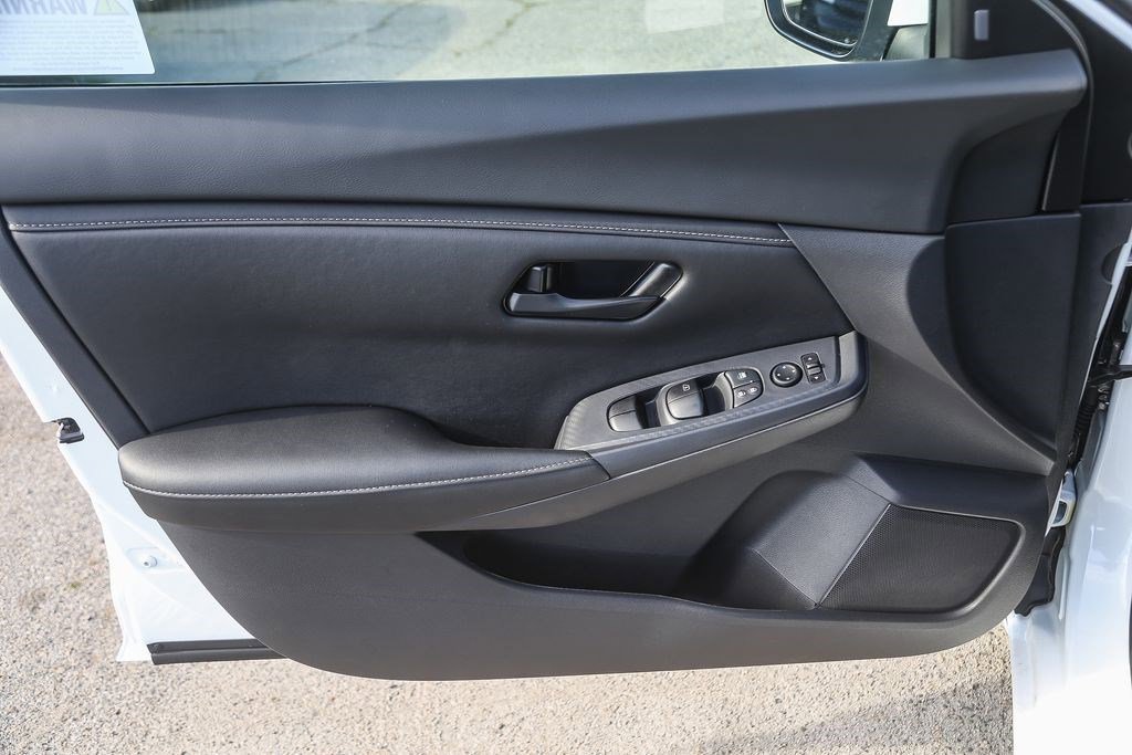 Certified 2025 Nissan Sentra S image 19