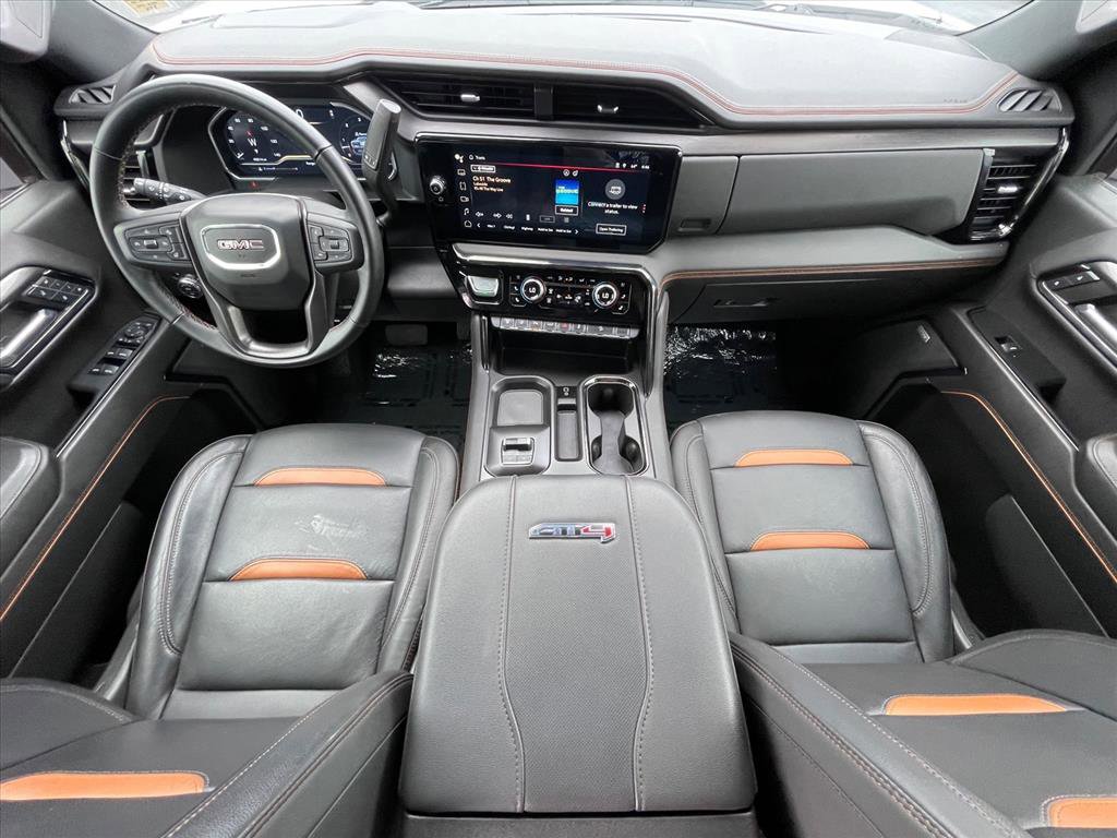 Used 2024 GMC Sierra 2500 AT4 w/ AT4 Premium Plus Package AWD/4WD image 11