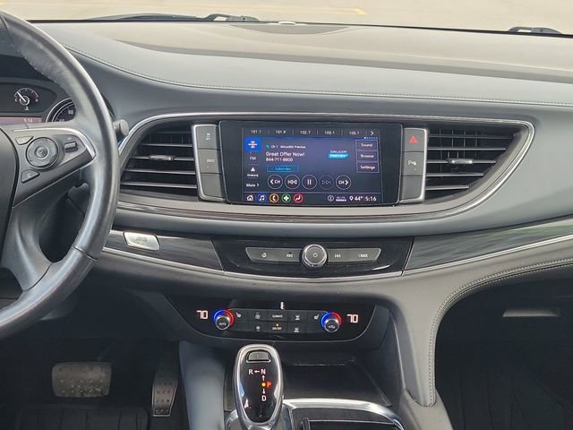 Used 2020 Buick Enclave Essence AWD/4WD image 30