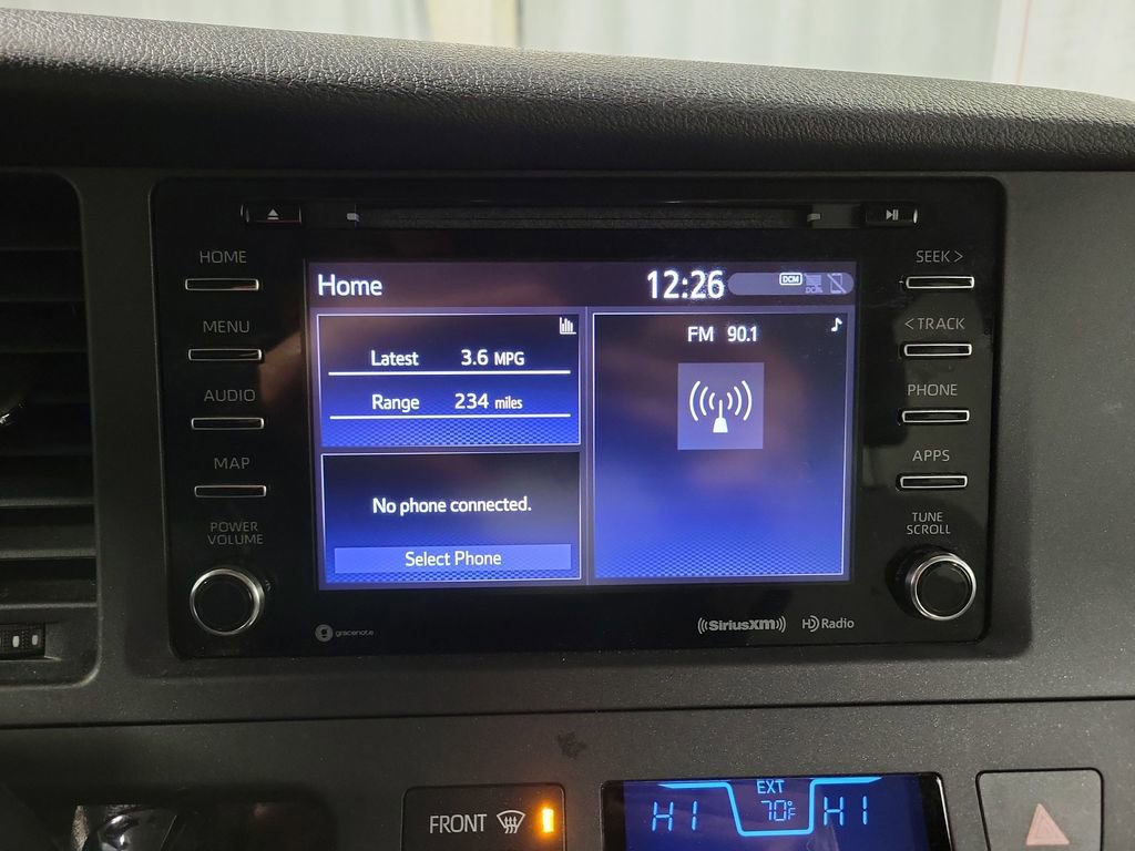 Used 2019 Toyota Sienna LE image 18