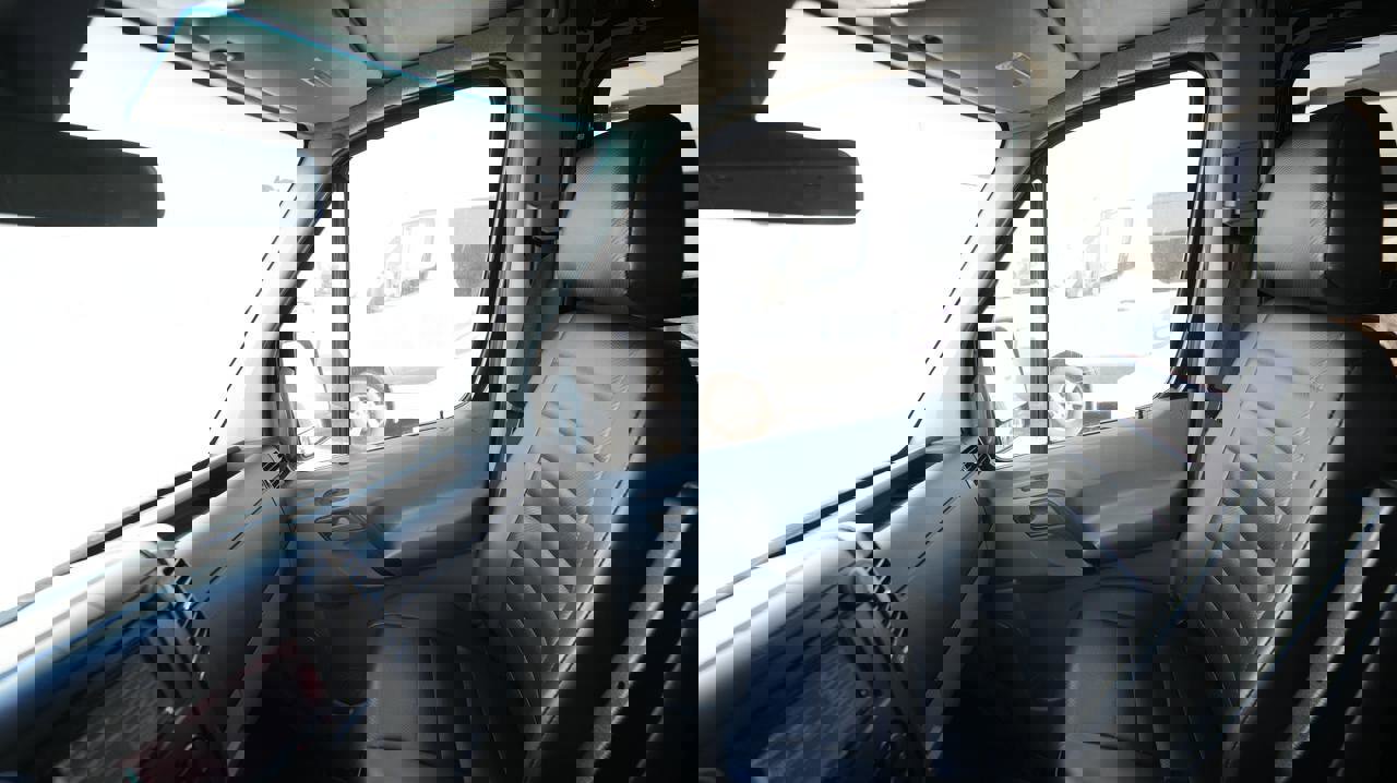 Used 2015 Mercedes-Benz Sprinter 2500 image 15