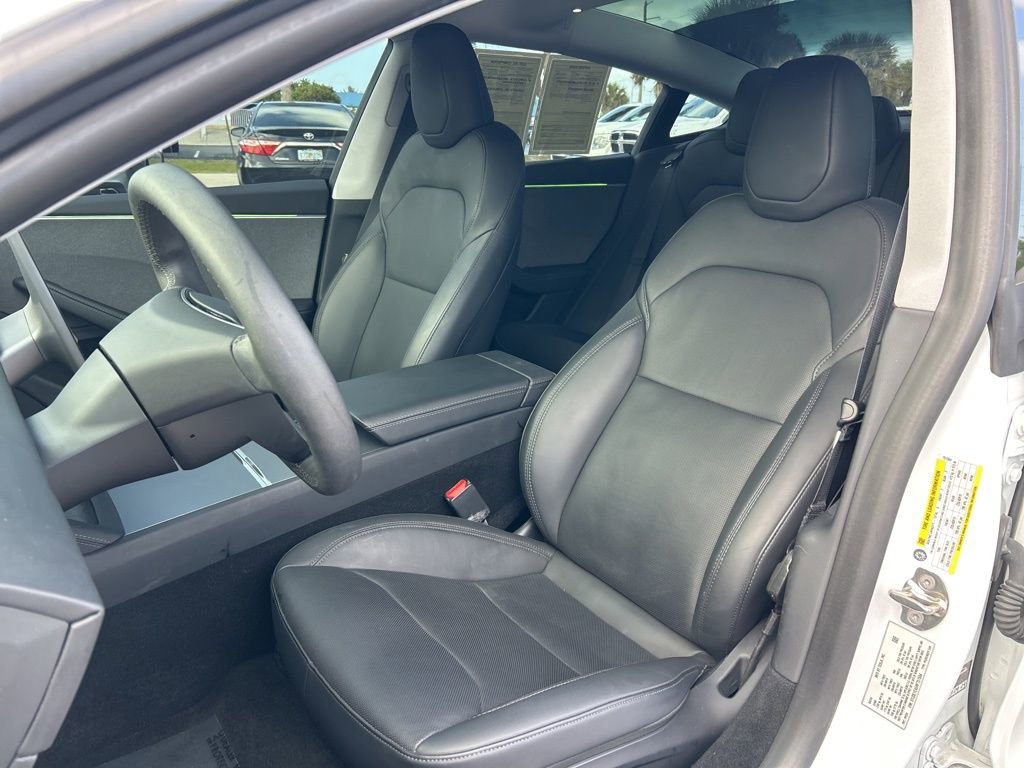 Used 2024 Tesla Model 3 Standard Range image 19