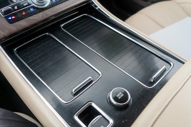 Used 2020 Lincoln Aviator Reserve w/ Elements Package Plus AWD/4WD image 31
