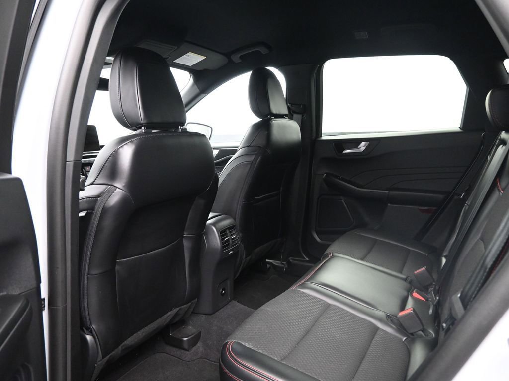 Used 2026 Ford Escape ST-Line image 27