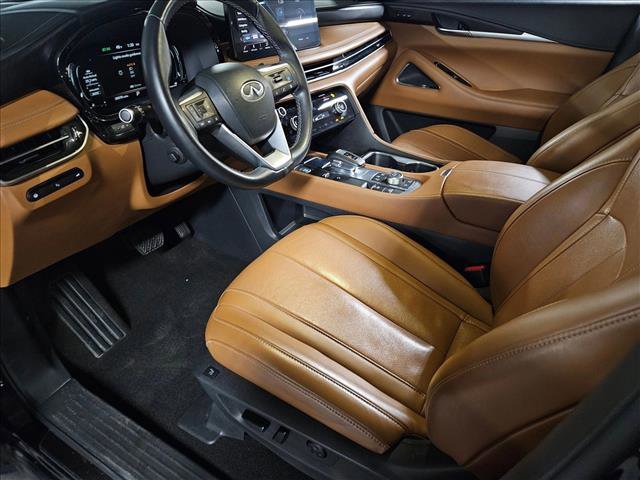 Used 2023 INFINITI QX60 Sensory w/ Vision Package image 9