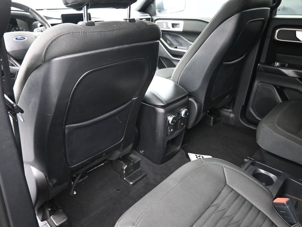 Used 2020 Ford Explorer XLT w/ Comfort Package AWD/4WD image 22