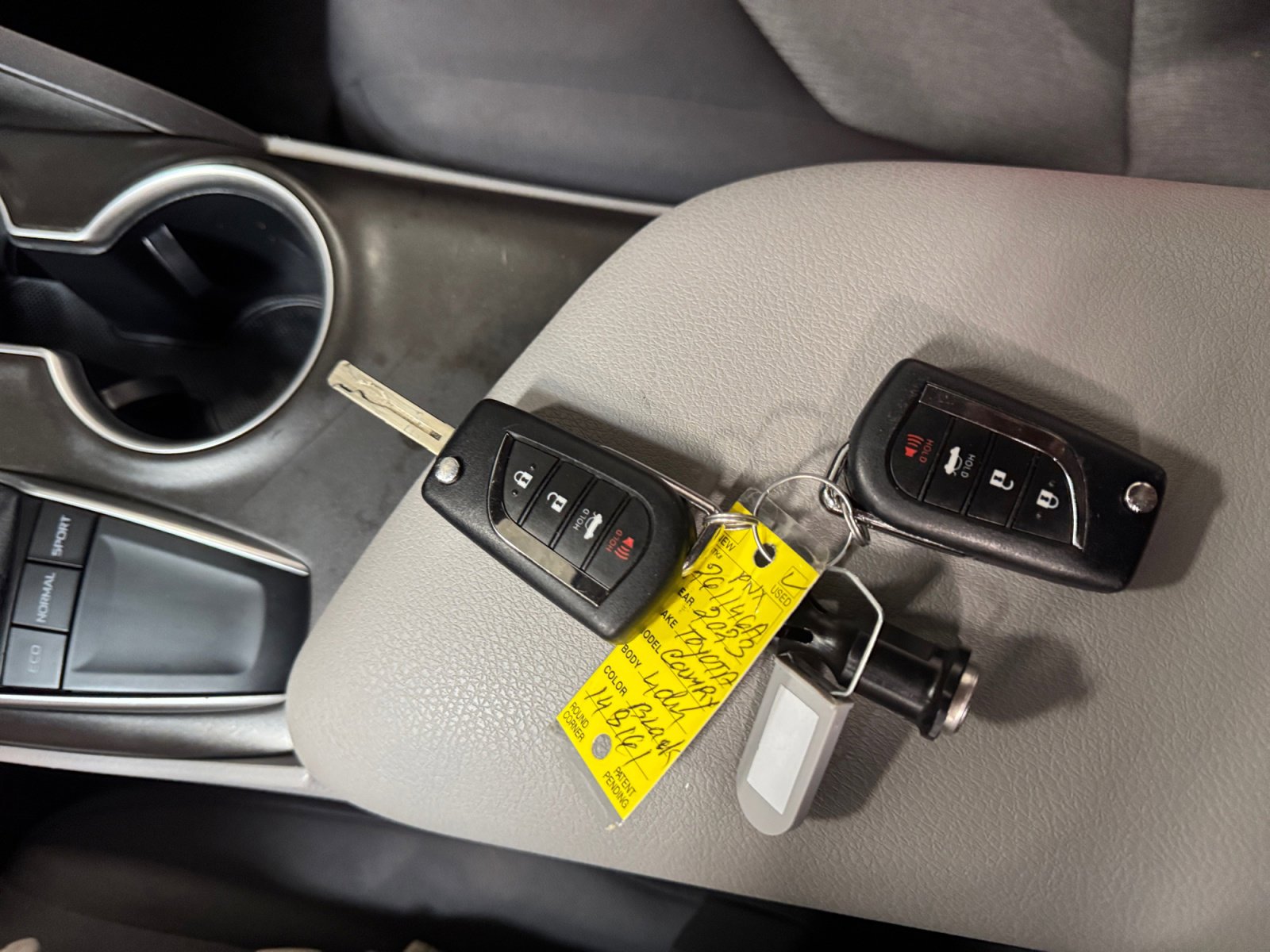 Certified 2023 Toyota Camry LE FWD image 27