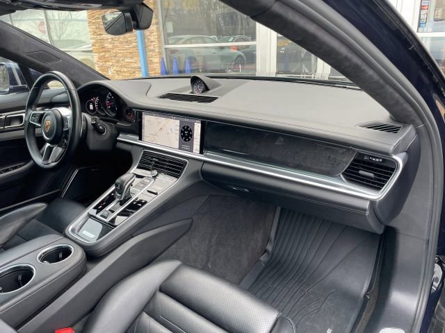 Used 2017 Porsche Panamera Turbo w/ Sport Chrono Package AWD/4WD image 31