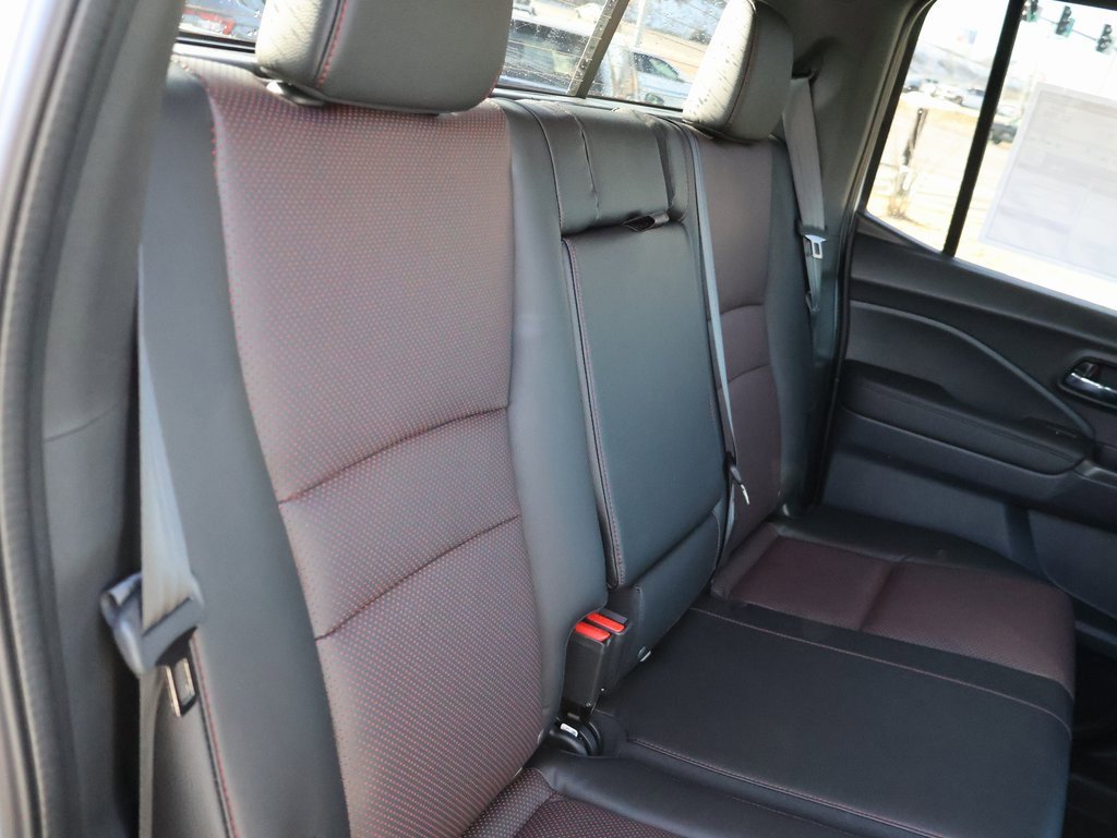 New 2026 Honda Ridgeline Black Edition image 13