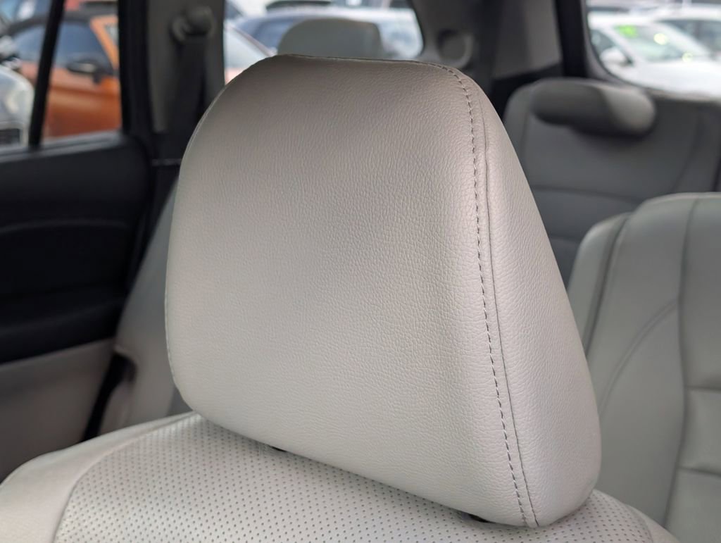 Used 2016 Honda Pilot Elite image 13