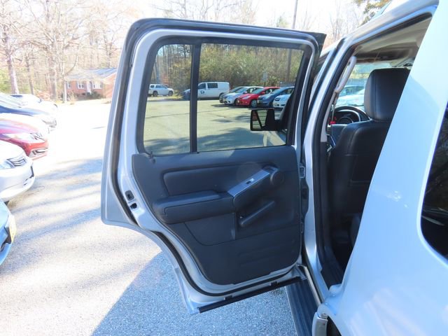 Used 2009 Mercury Mountaineer Premier image 12