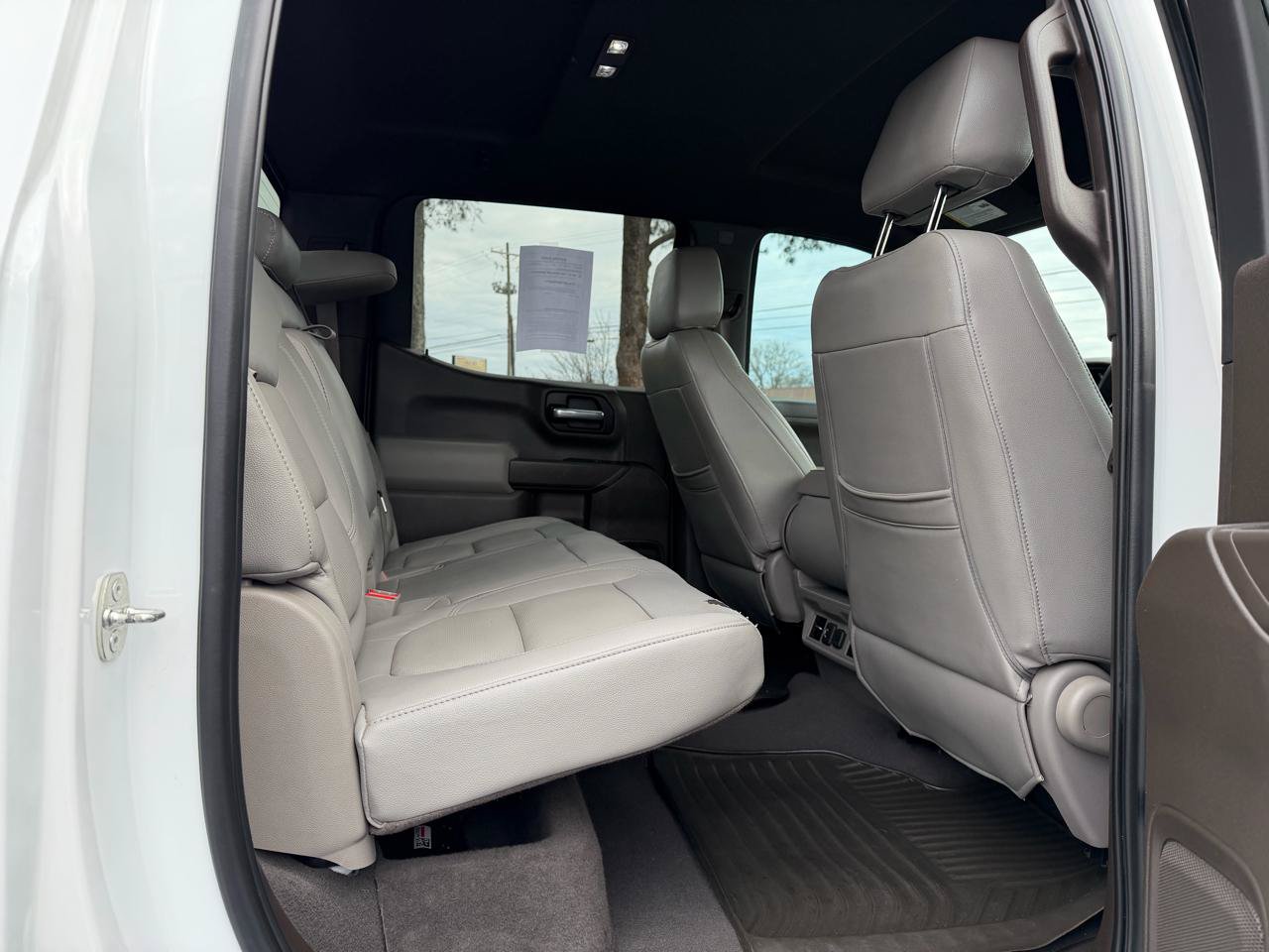 Used 2022 Chevrolet Silverado 1500 LT w/ Texas Edition Plus RWD image 11