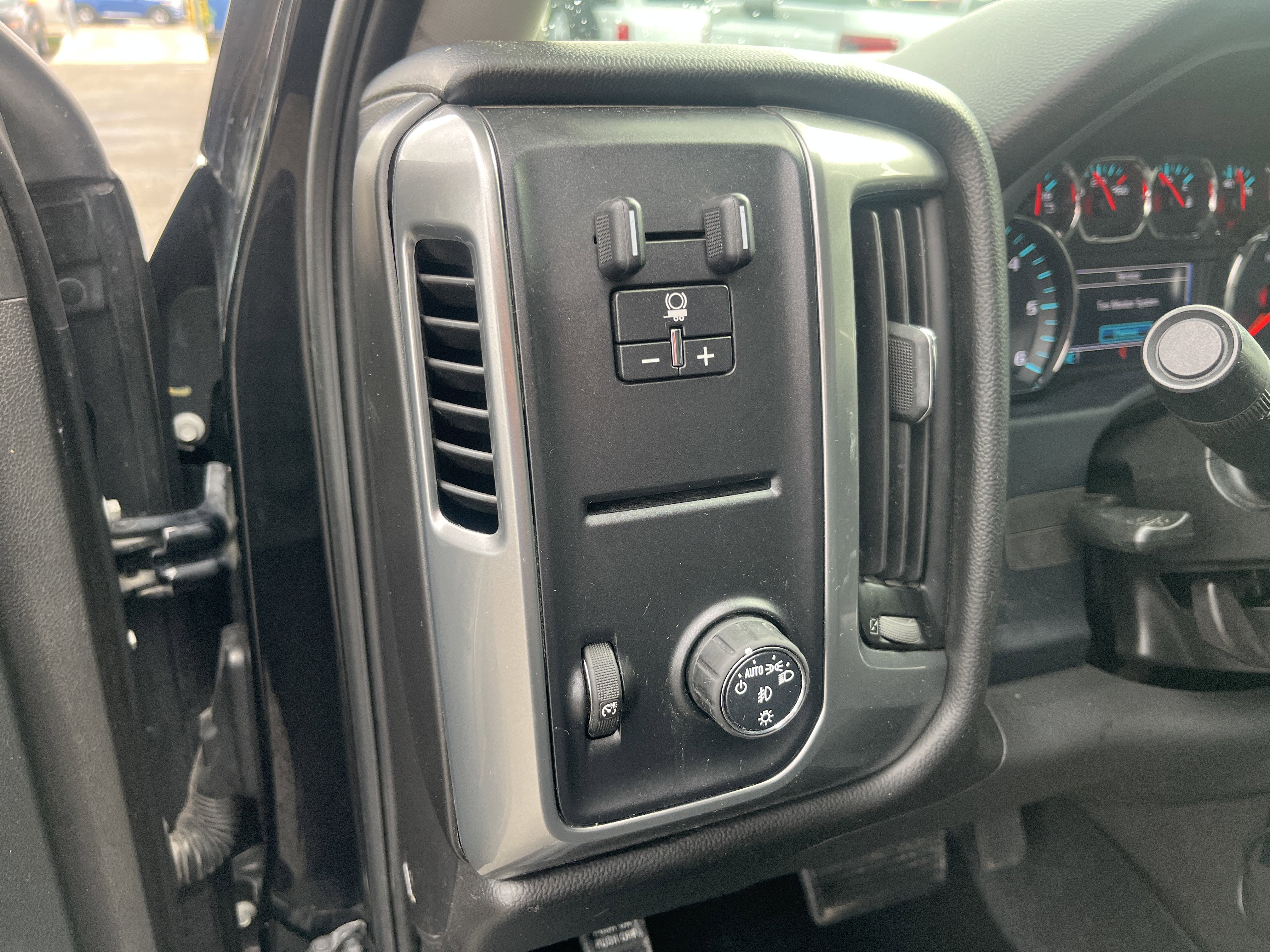 Used 2017 Chevrolet Silverado 1500 LT w/ Texas Edition image 17