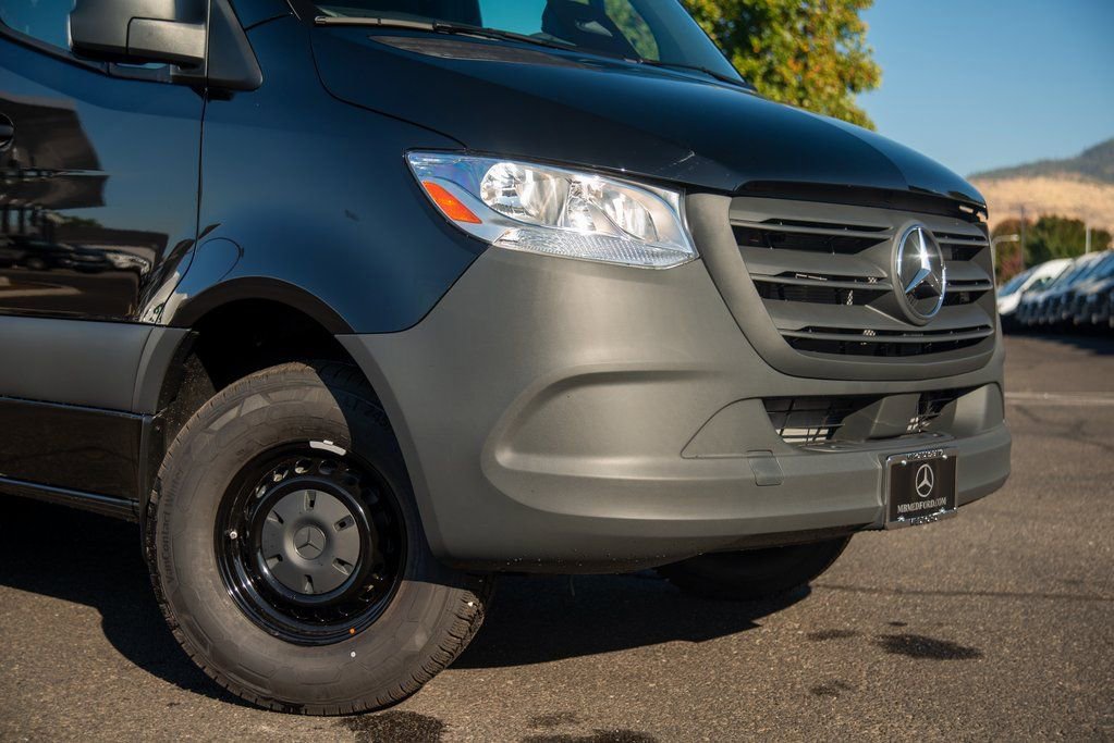 New 2025 Mercedes-Benz Sprinter 2500 image 14