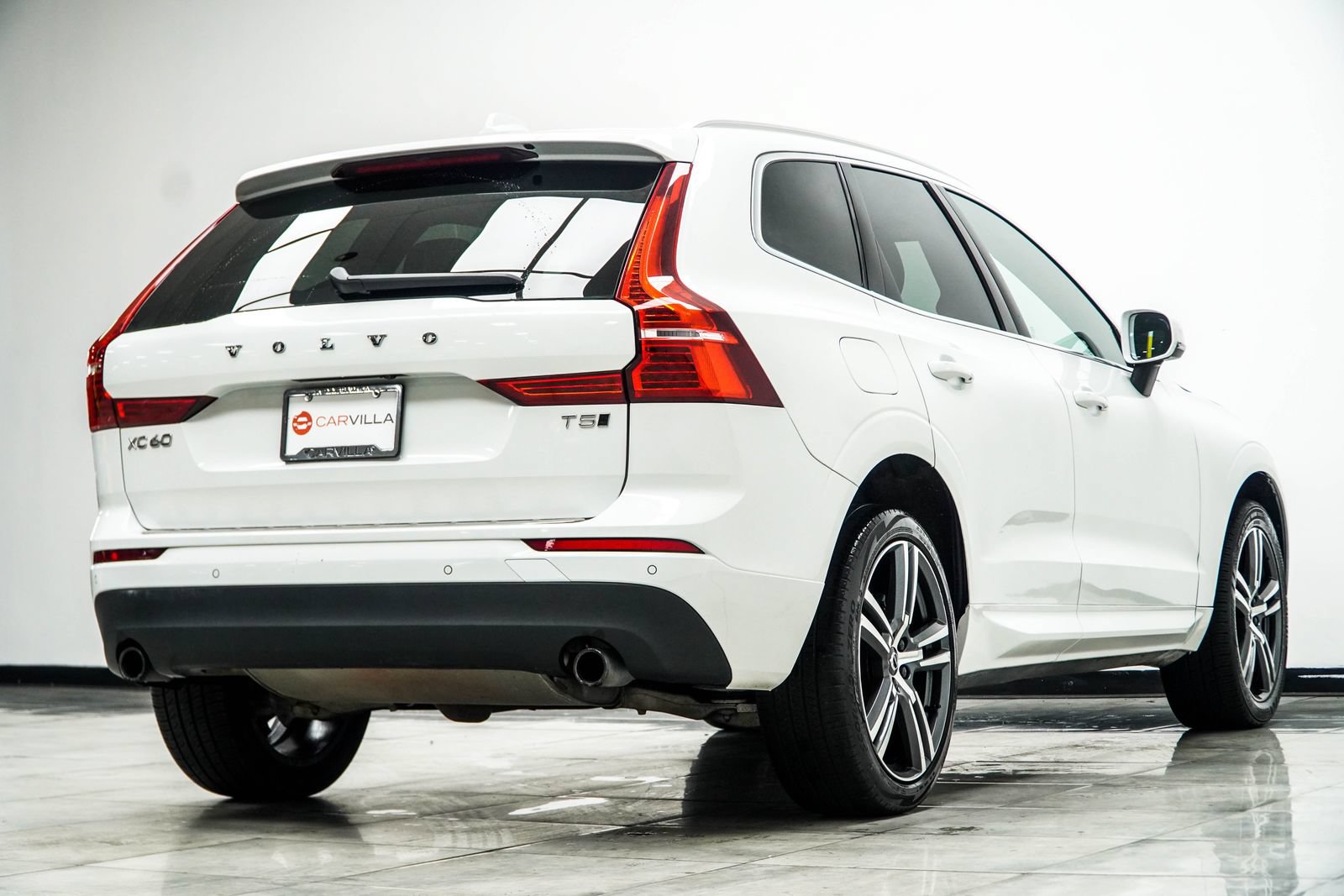 Used 2020 Volvo XC60 T5 Momentum w/ Protection Package Premier AWD/4WD image 13
