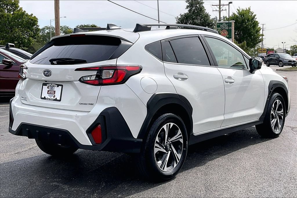 Used 2025 Subaru Crosstrek 2.5i Premium AWD/4WD image 16
