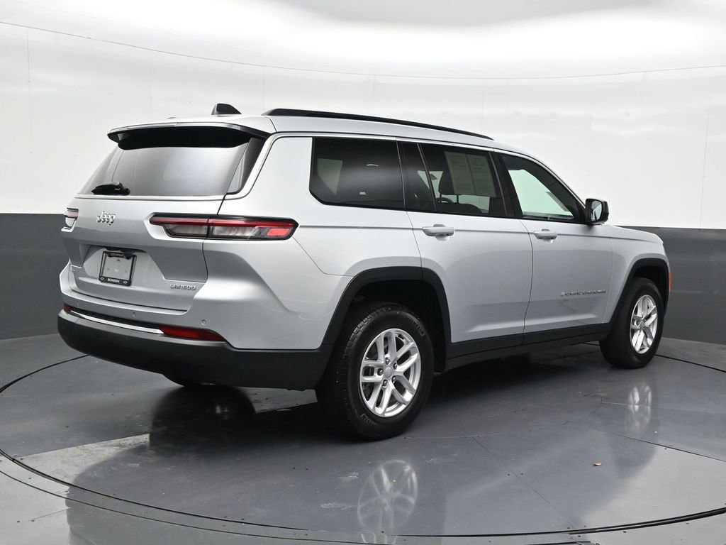 Used 2025 Jeep Grand Cherokee L Laredo image 5