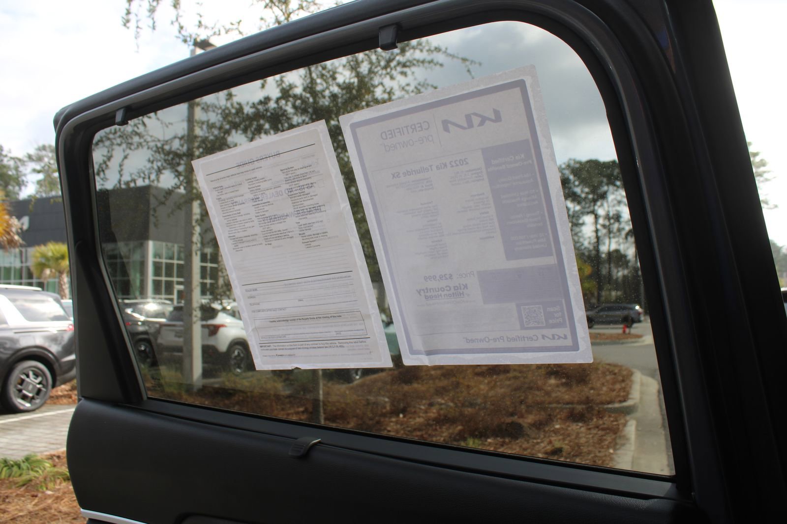 Used 2022 Kia Telluride SX w/ SX Prestige Package image 27