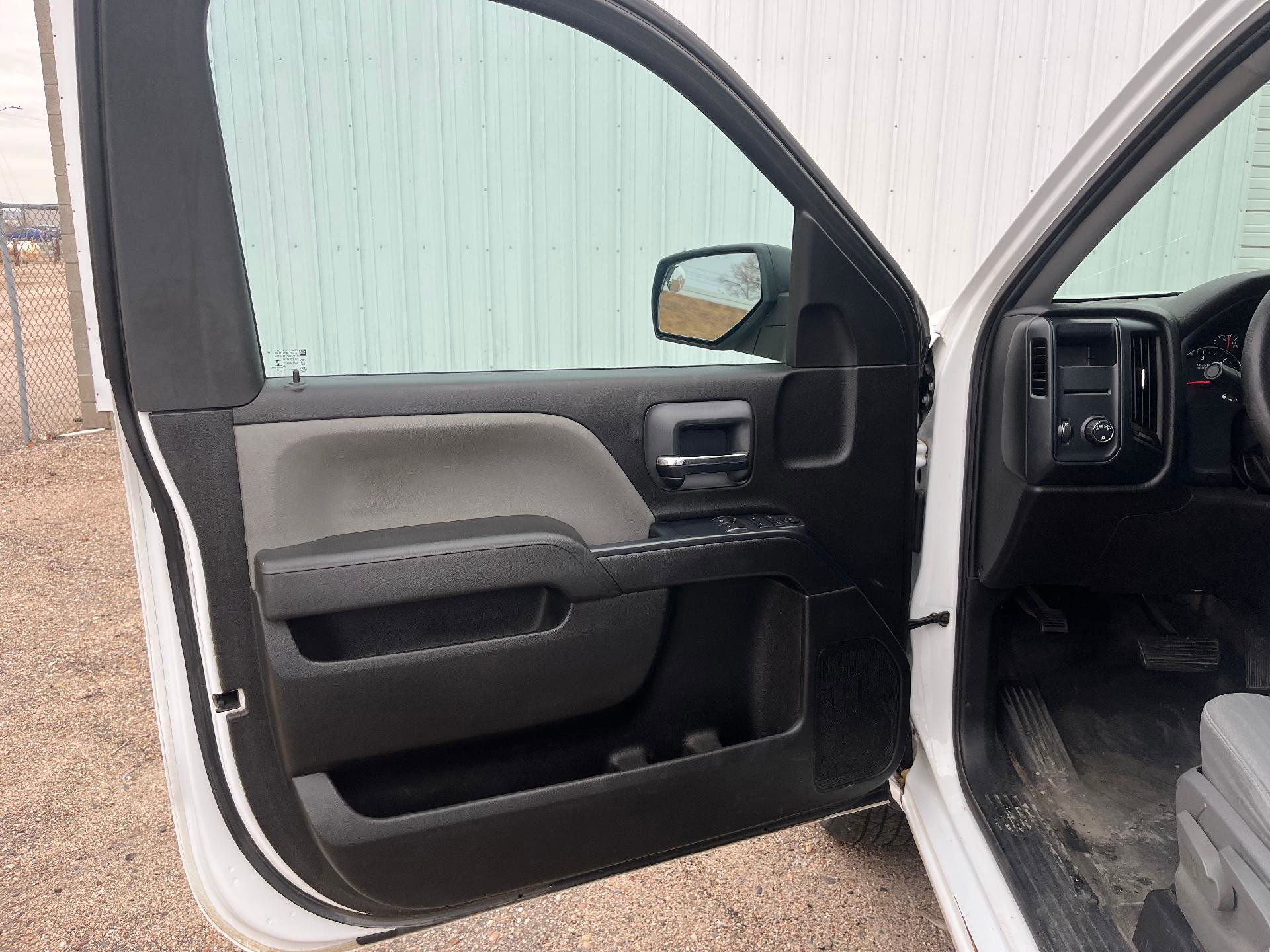 Used 2016 GMC Sierra 1500 2WD Regular Cab image 16