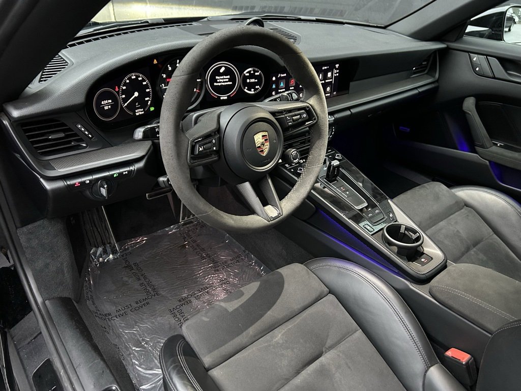 Certified 2022 Porsche 911 Targa 4 GTS w/ Premium Package image 4