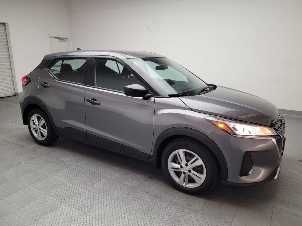 Used 2022 Nissan Kicks S image 11