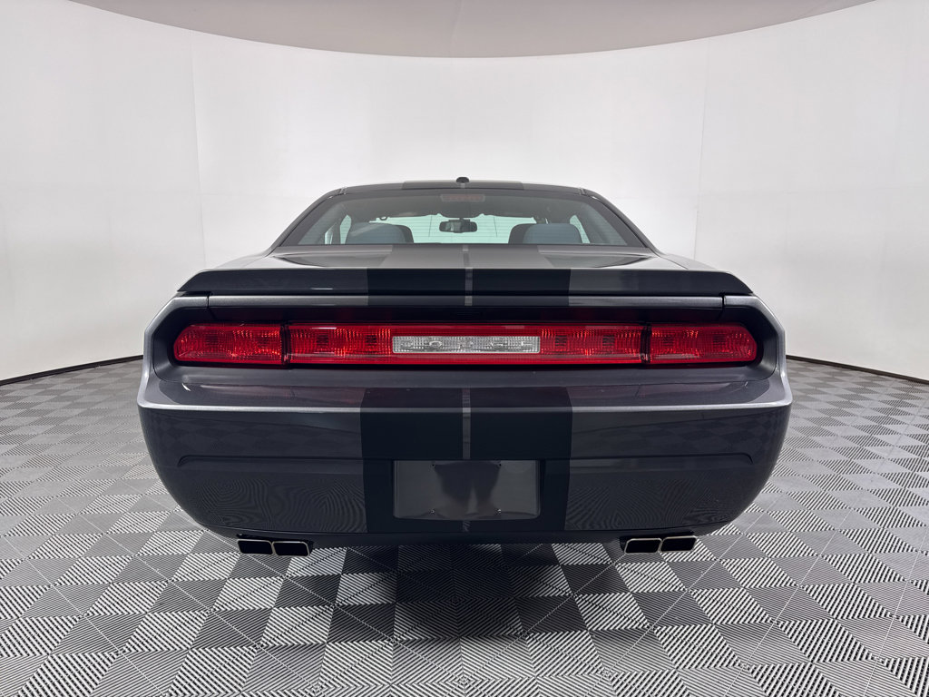 Used 2014 Dodge Challenger R/T image 10