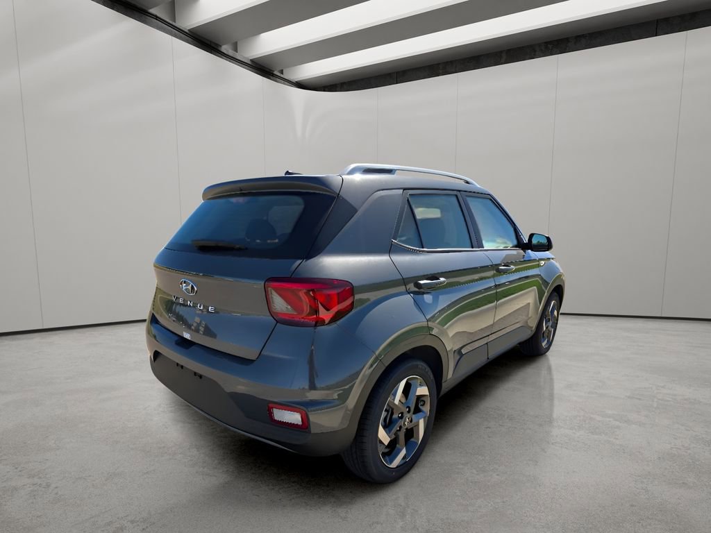 Used 2025 Hyundai Venue SEL image 5