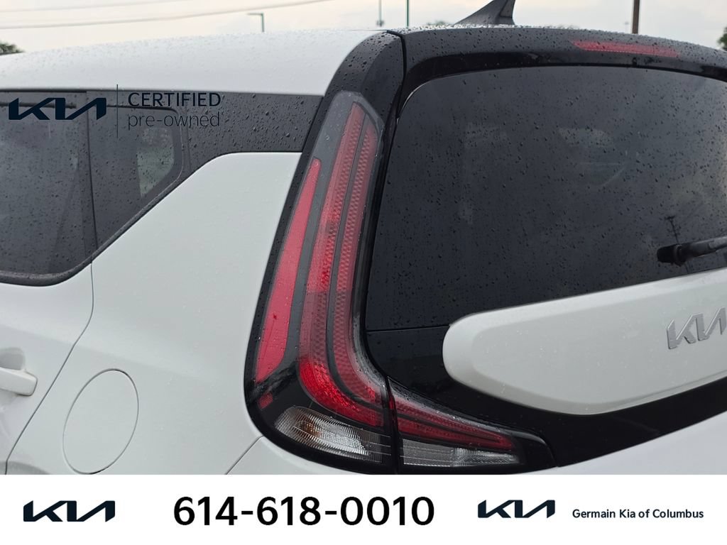 Certified 2025 Kia Soul LX w/ LX Technology Package FWD image 15