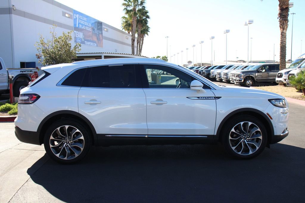Certified 2023 Lincoln Nautilus Reserve FWD image 7